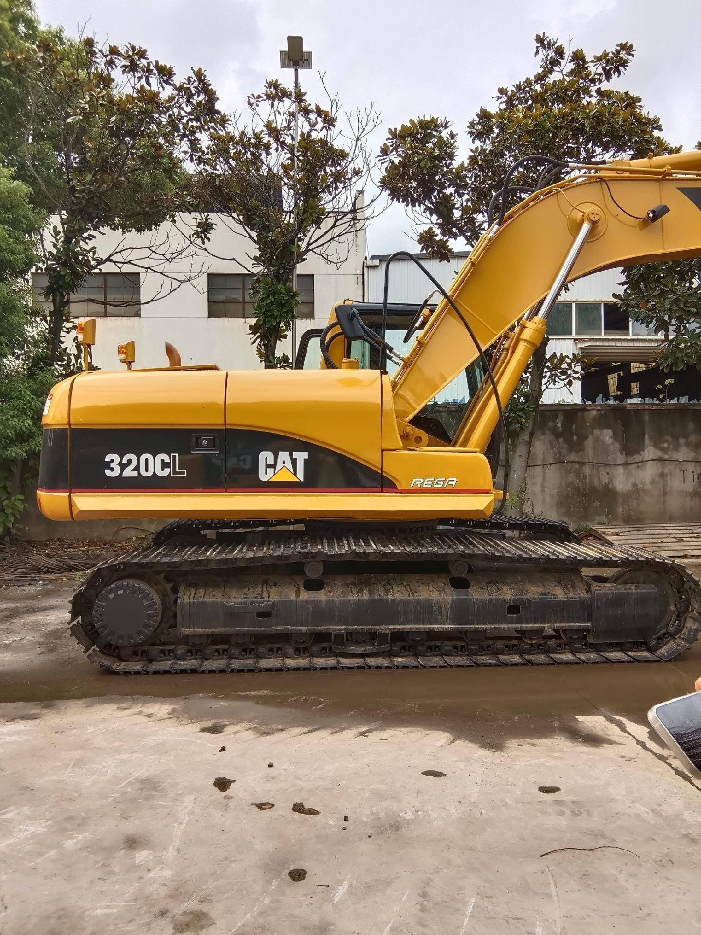Used Caterpillar 320CL Excavator for Sale detail view