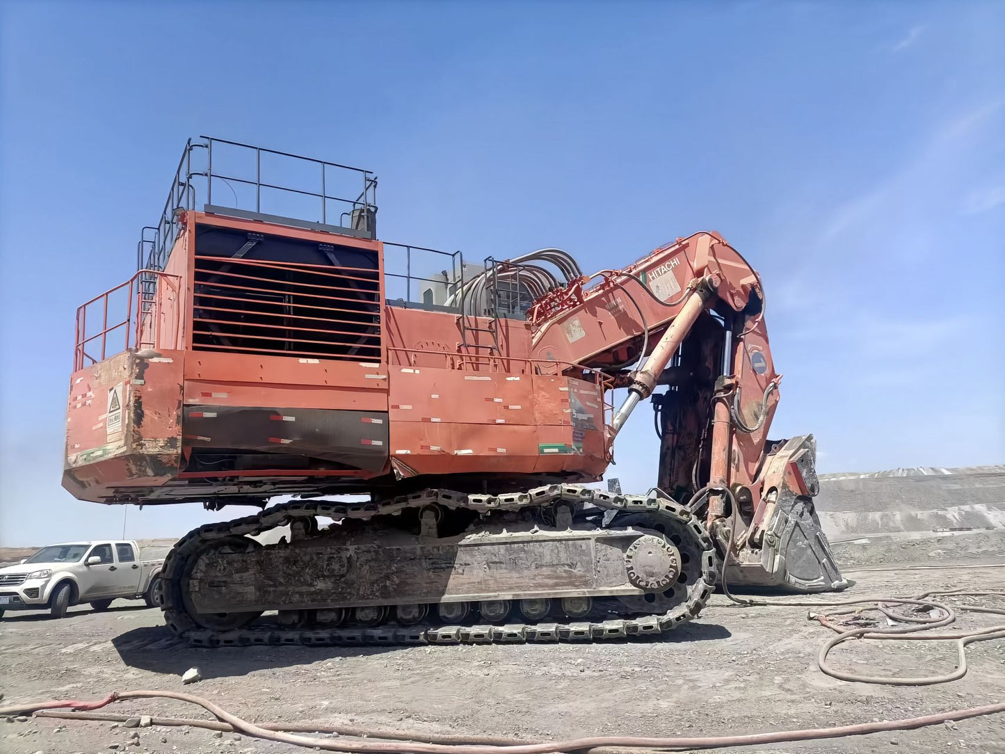 USED HITACHI EX2500-6