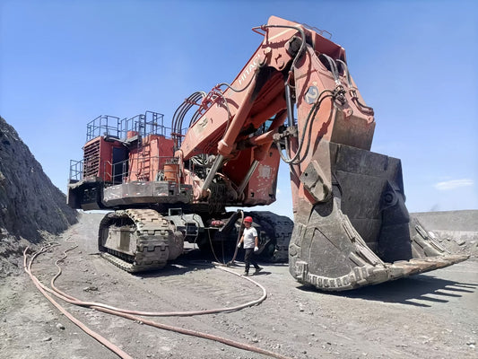 Used Hitachi EX2500-6 Excavator for Sale rear side view