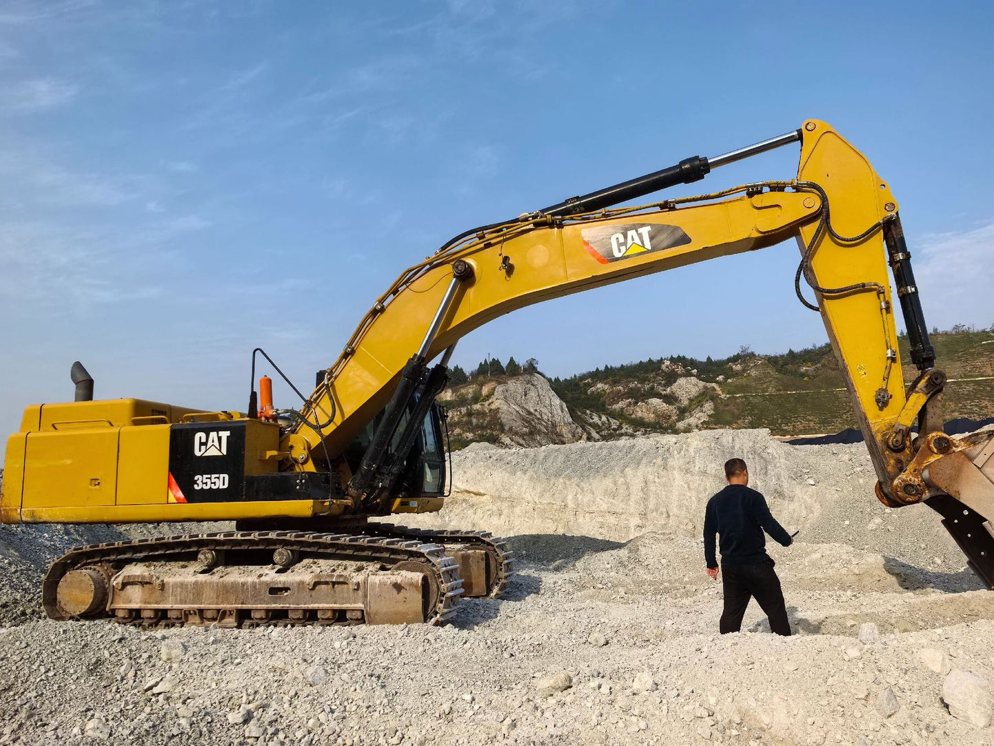 Used Caterpillar 355D2 Excavator for Sale rear side view