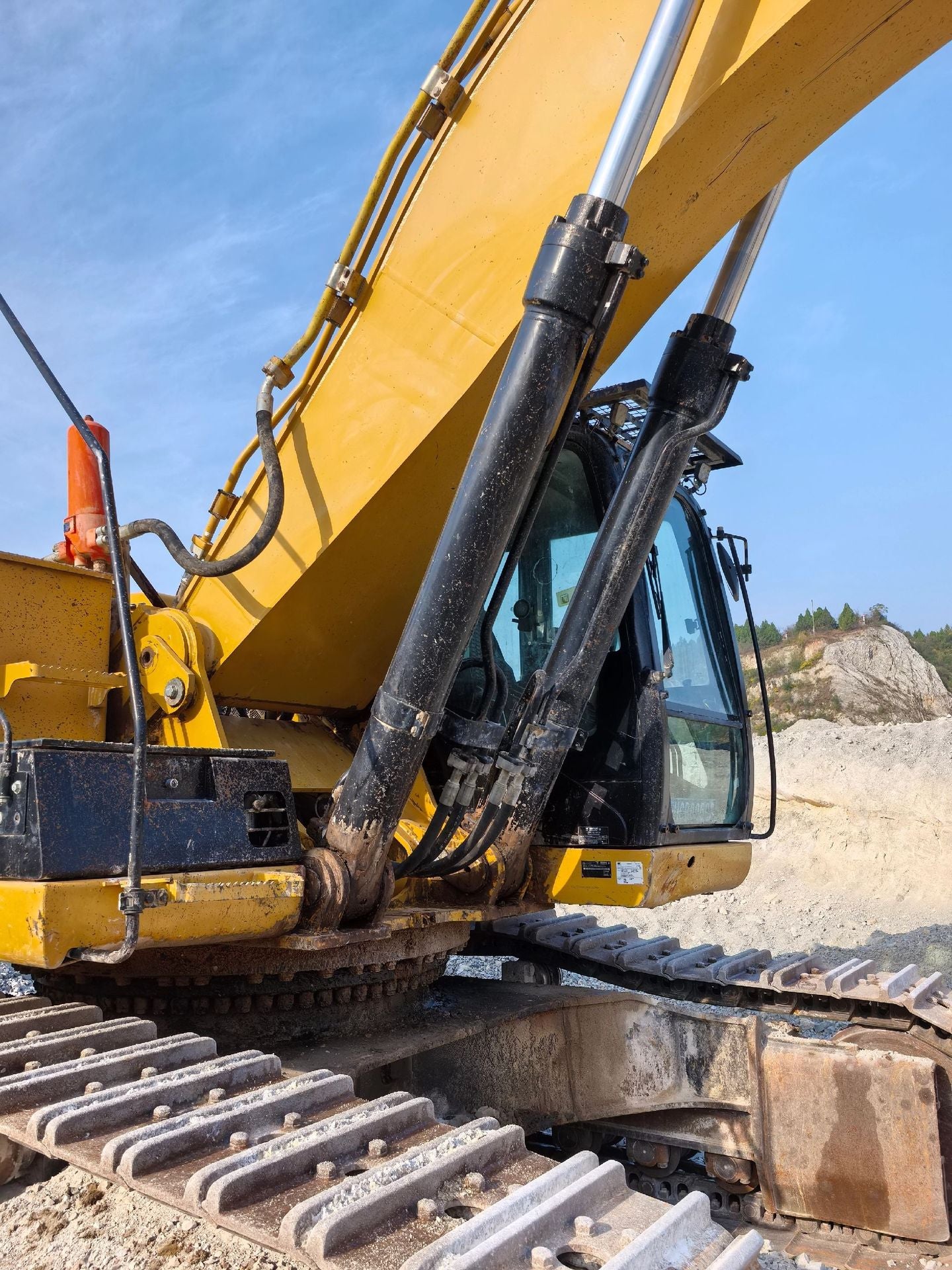 Used Caterpillar 355D2 Excavator for Sale front view