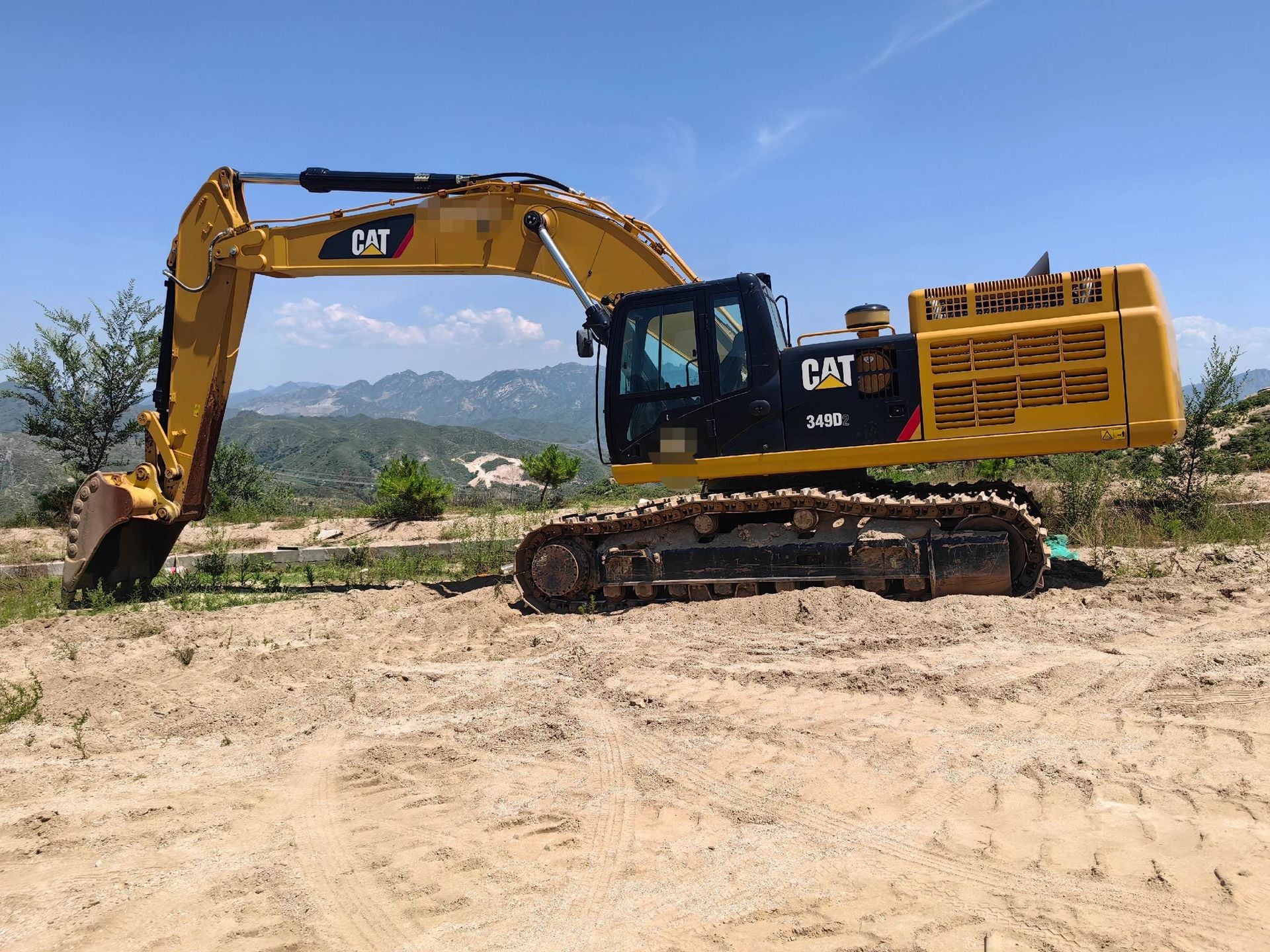 Used Caterpillar 349D2 Excavator for Sale front view