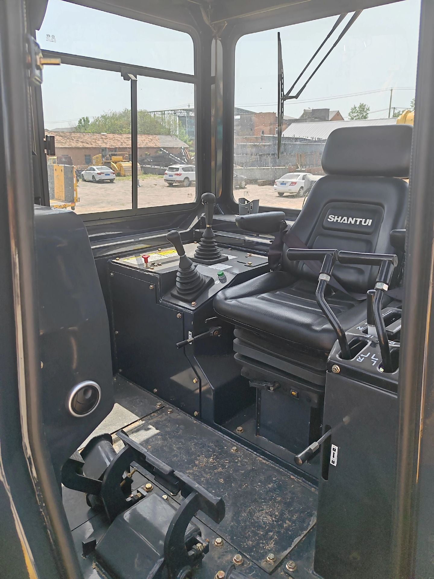USED SHANTUI SD32