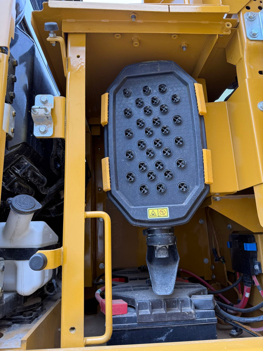Used CAT 345 Crawler Excavator for Sale | Caterpillar 345 Price detail photo 6