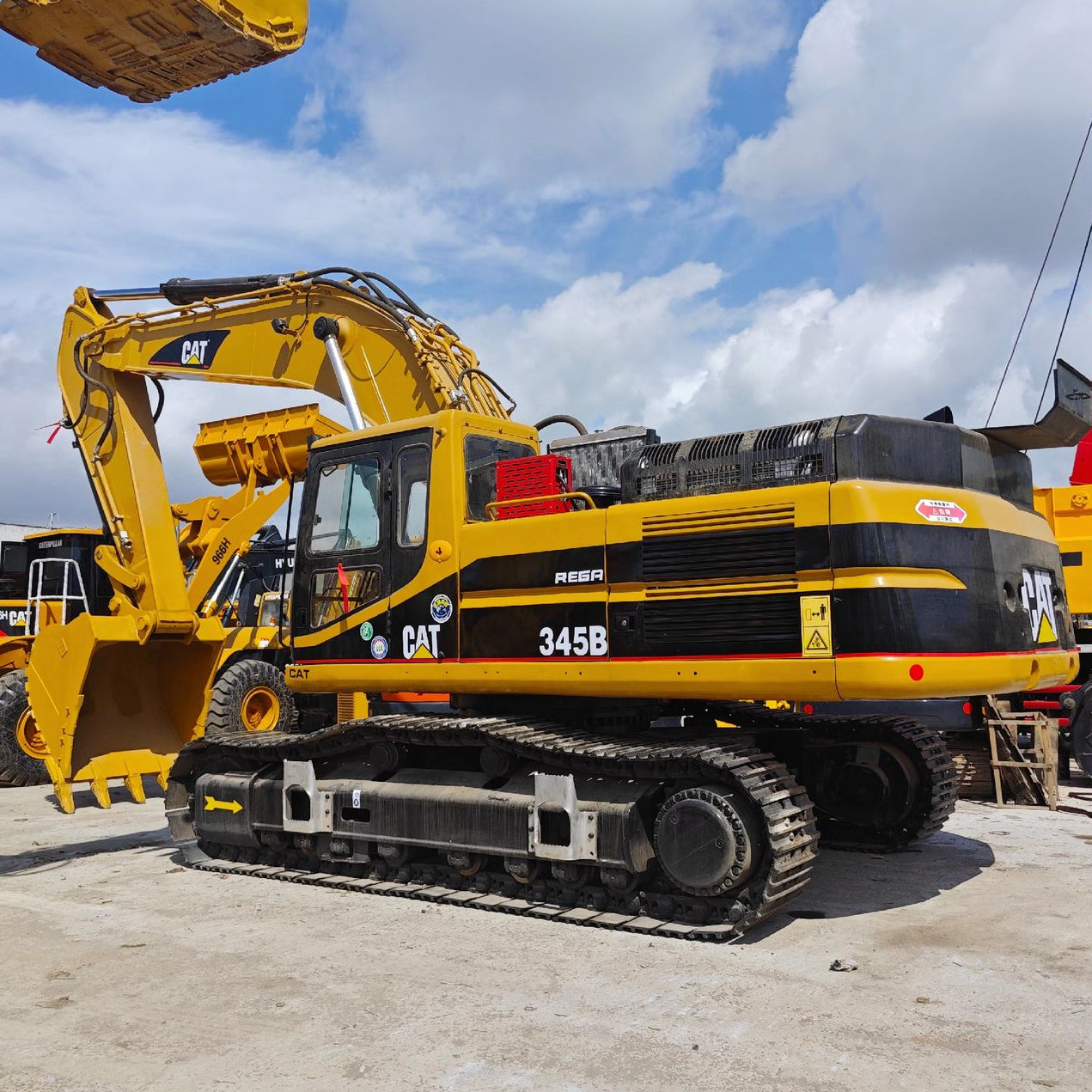 Used Caterpillar 345B Excavator for Sale side view