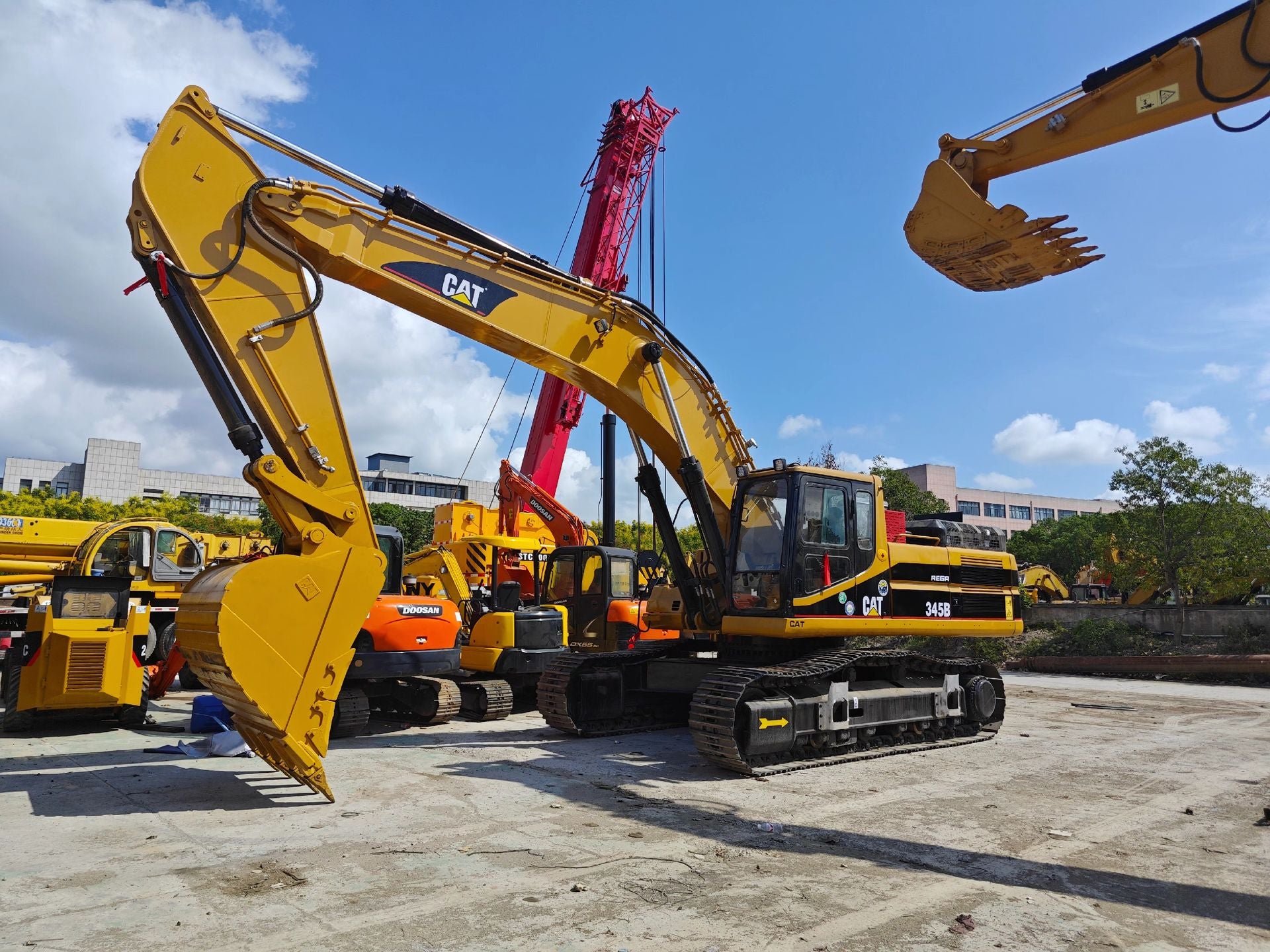 Used Caterpillar 345B Excavator for Sale rear side view