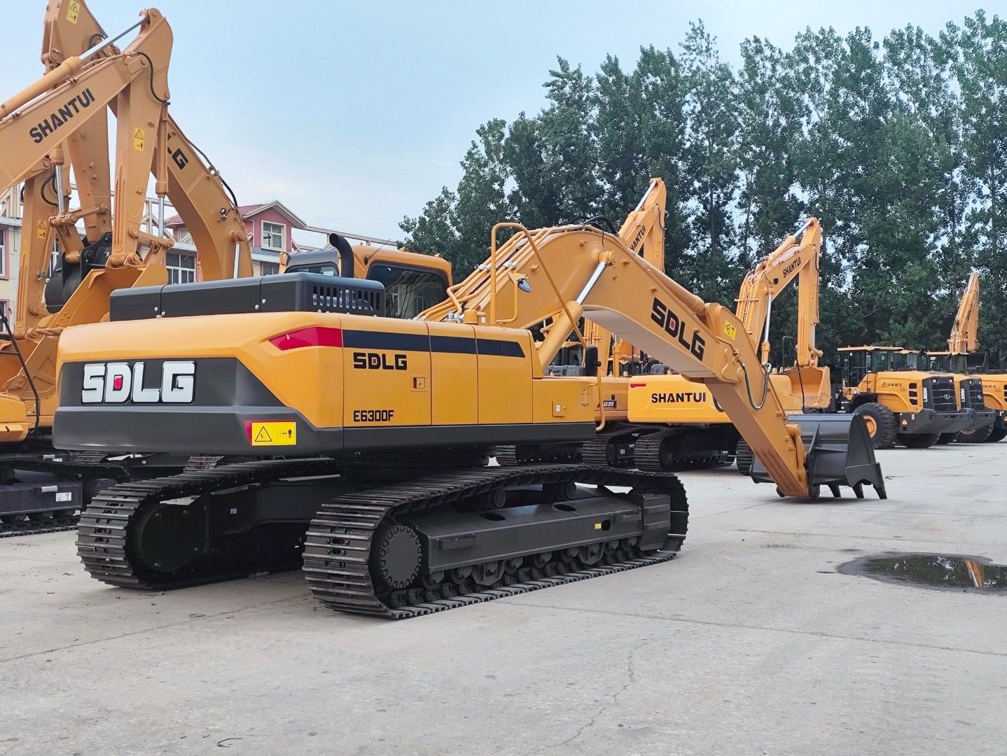 USED SDLG E6300F