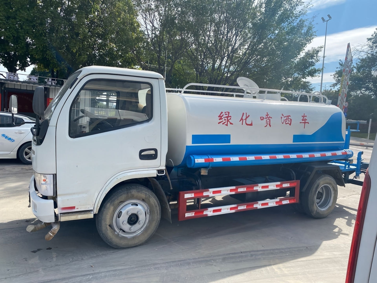 Used Dongfeng DFAC KINLAND 5CBM Water Sprinkler Truck for Sale - Alternative Stock detail view