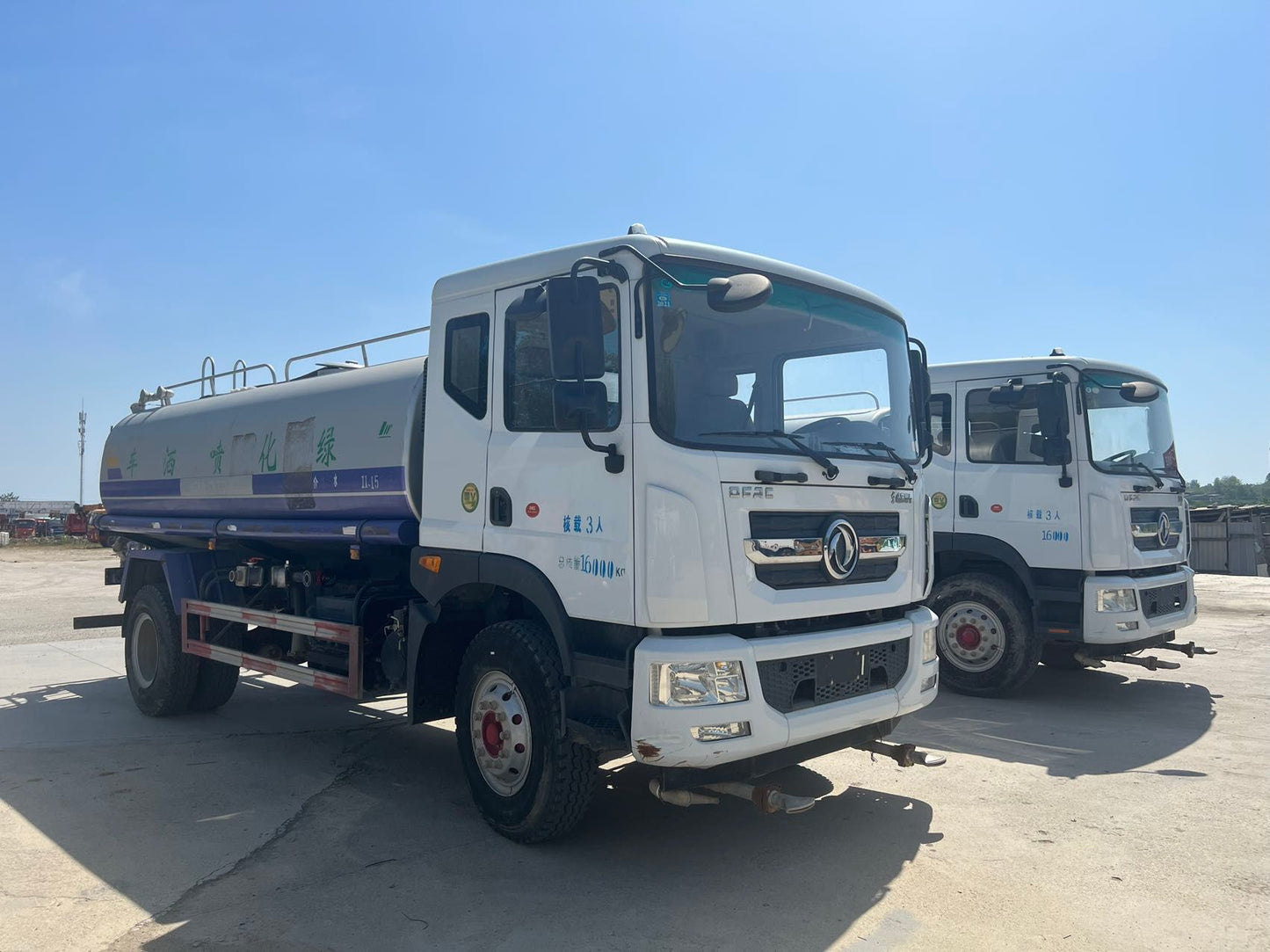 Used Dongfeng DFAC D9 Water Sprinkler Truck for Sale detail view