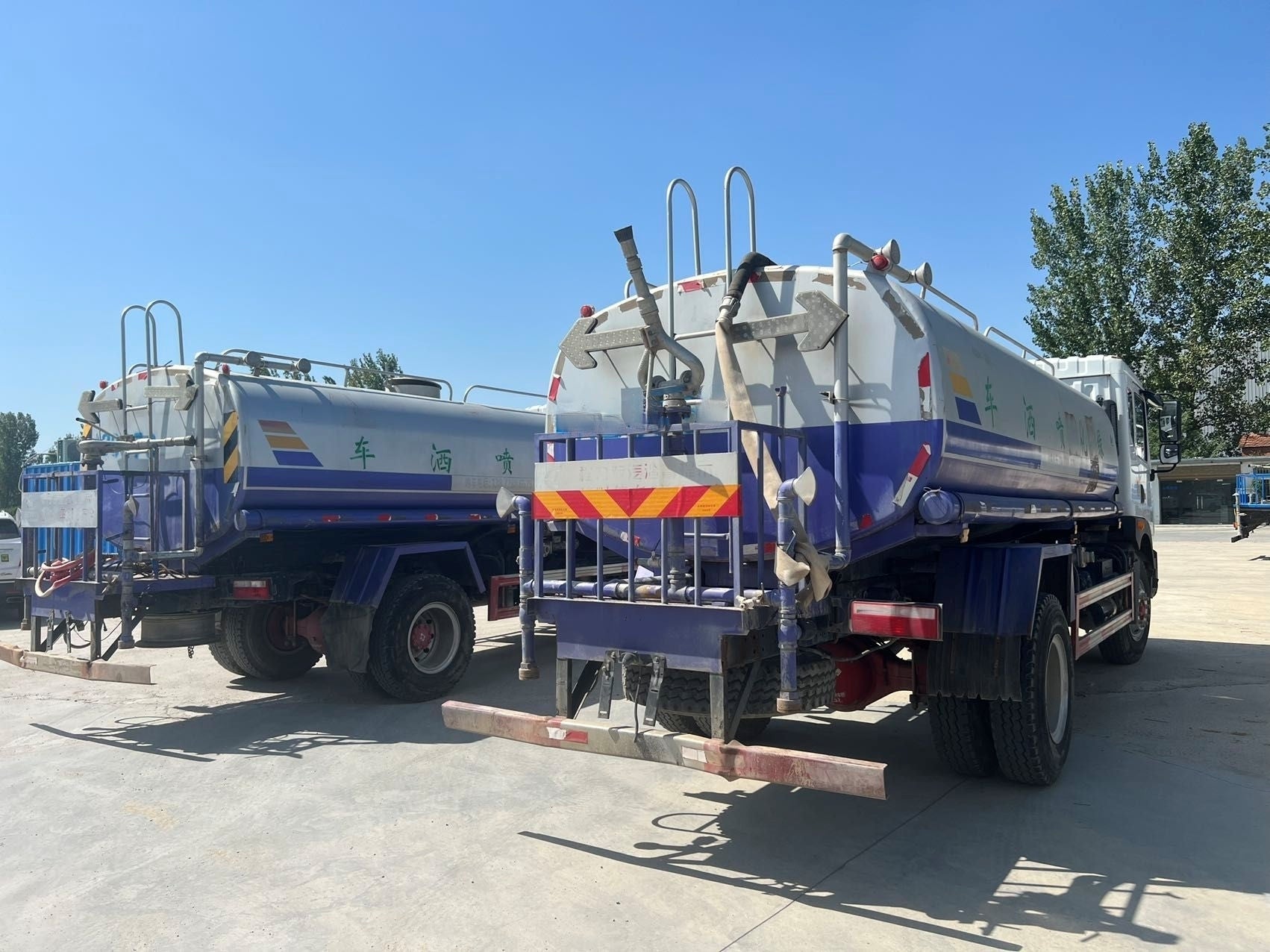 Used Dongfeng DFAC D9 Water Sprinkler Truck for Sale detail view