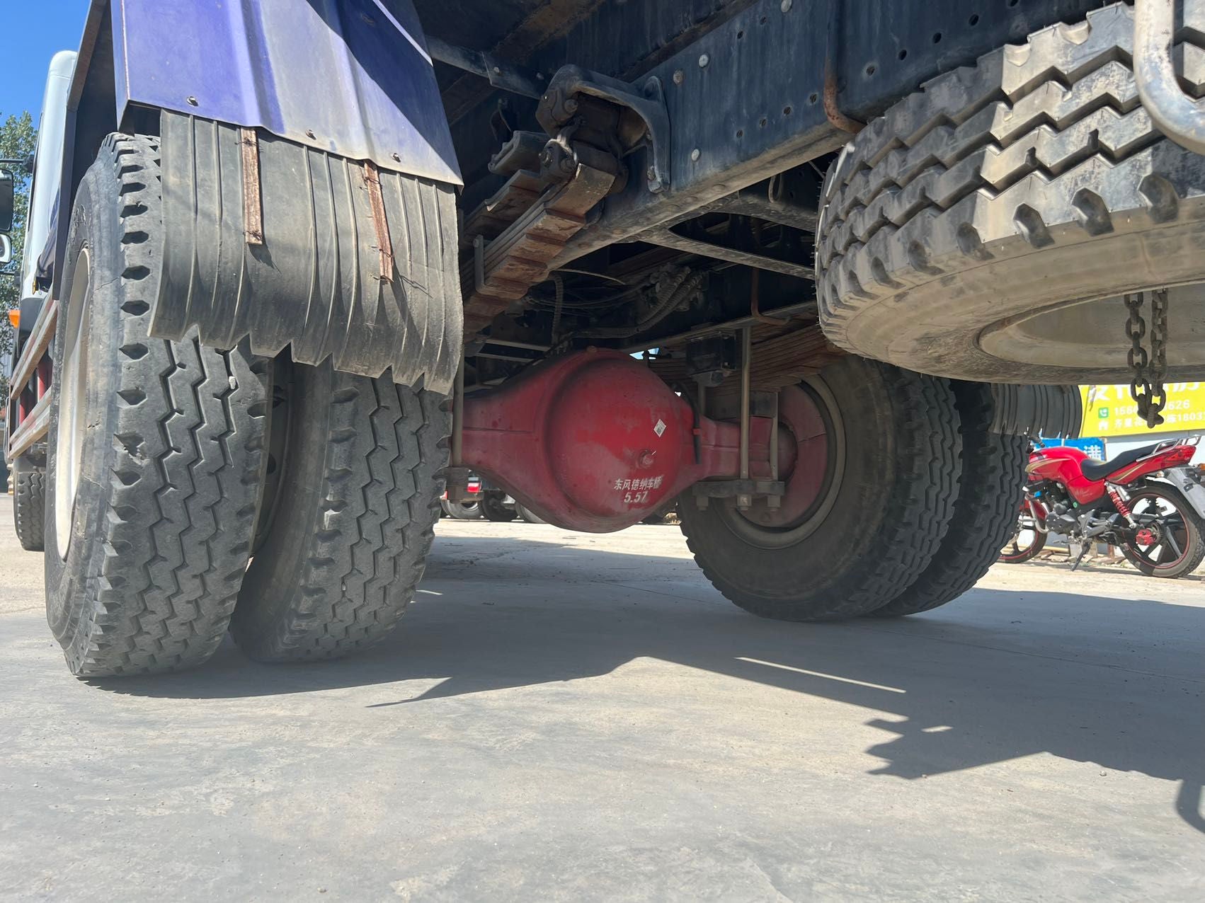 Used Dongfeng DFAC D9 Water Sprinkler Truck for Sale detail view