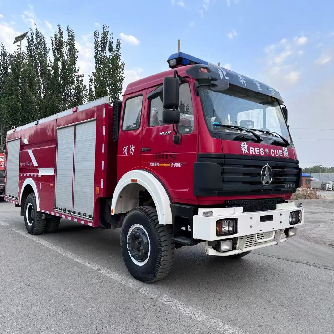 Used Beiben 16000 Water Tank Fire Truck for Sale front view