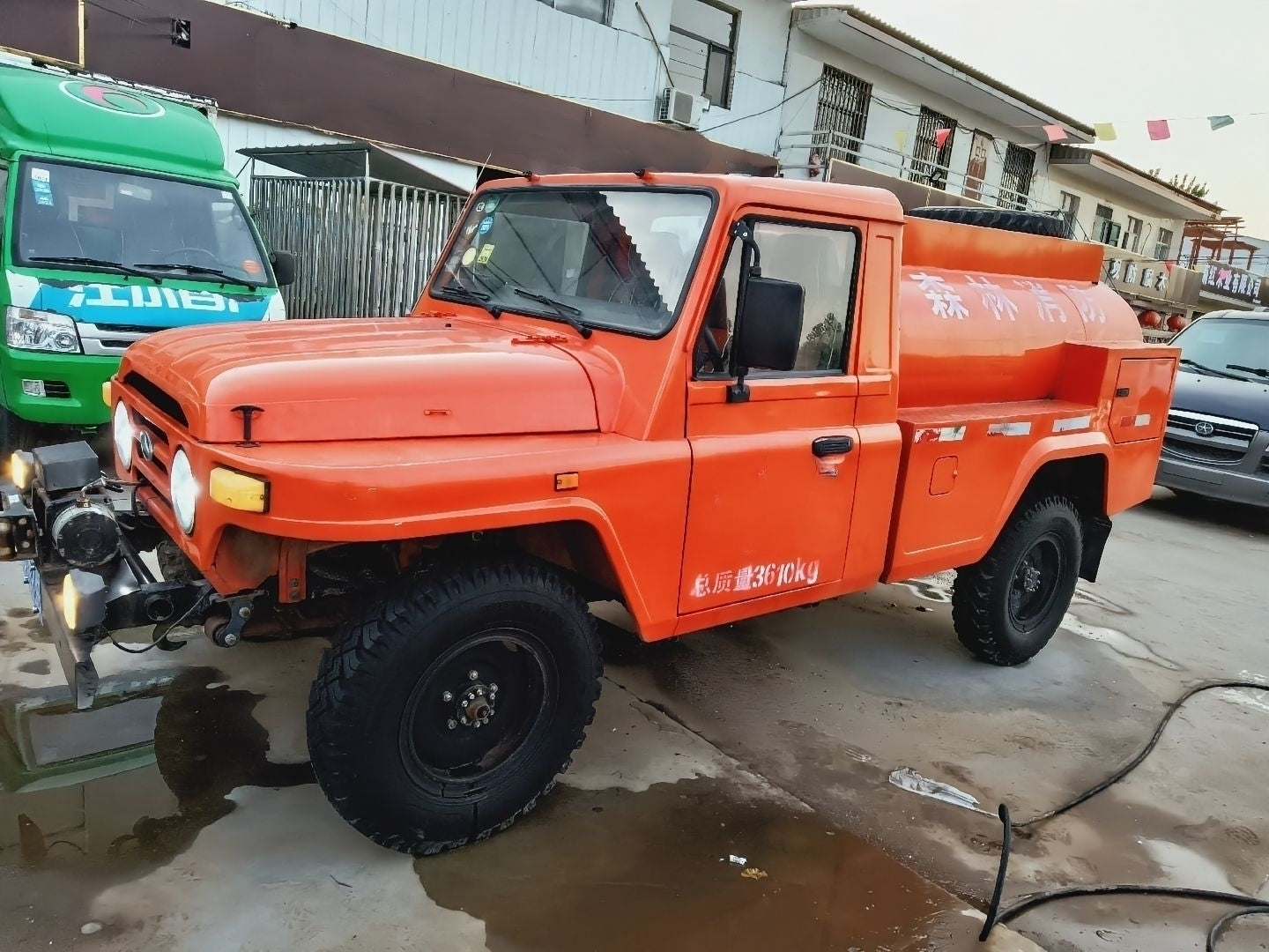 Used Baw BJ212 4×4 OFF-ROAD FOREST Fire Water Tank Truck for Sale rear side view