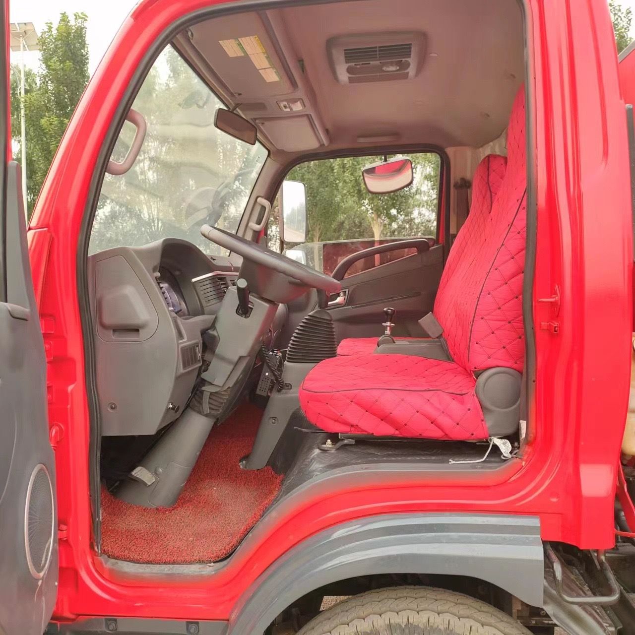 Used JAC Junling Light Water Tank Fire Truck