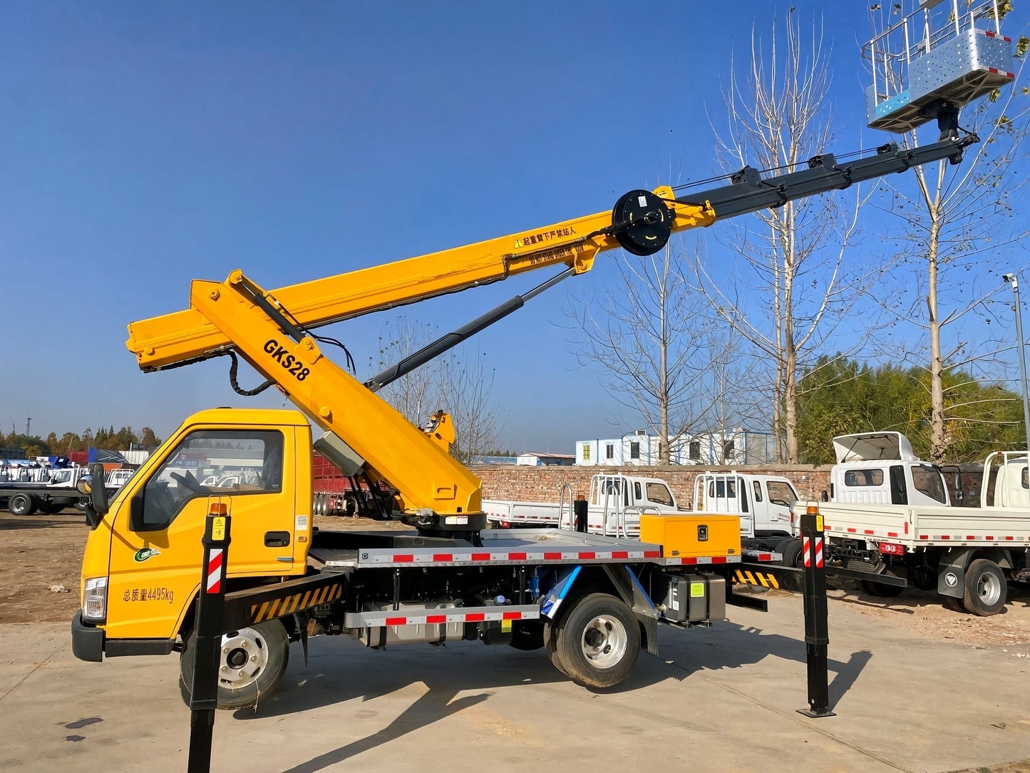 Used JMC SHUNDA 115HP 28m Aerial Working Platform Truck