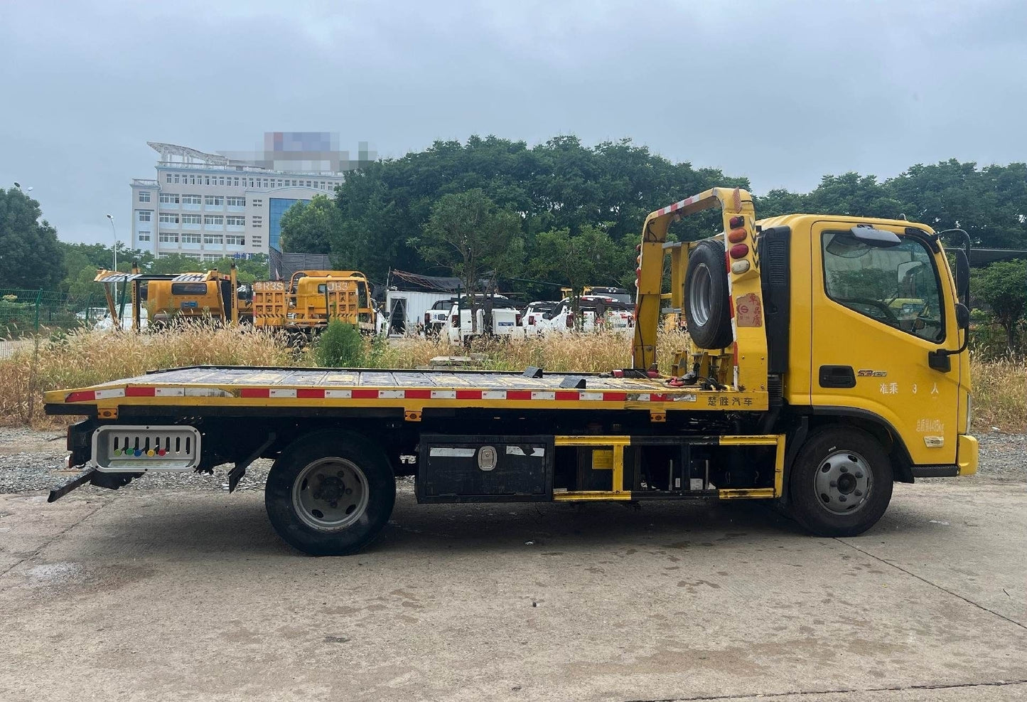 Used FOTON AUMARK Light Duty Flatbed Wrecker
