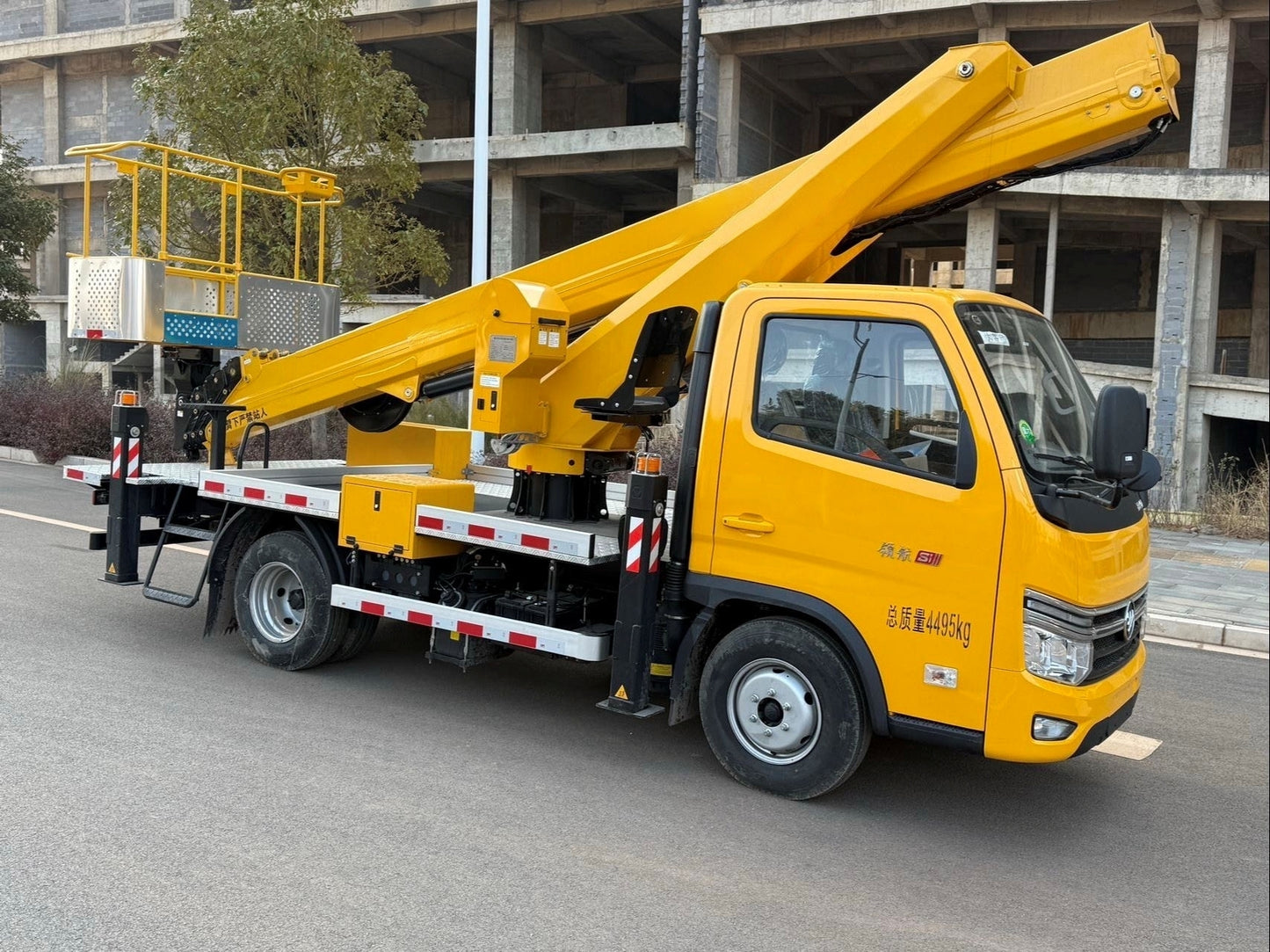 Used FOTON S1 122HP 28.5m Aerial Working Platform Truck