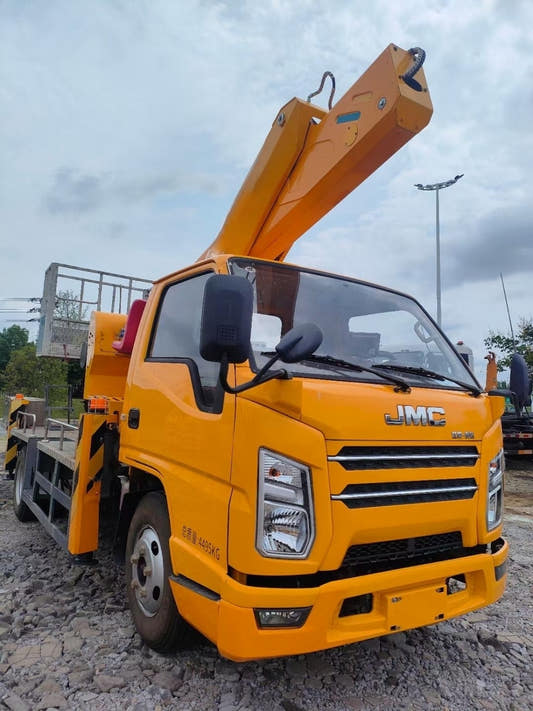 Used JMC 115HP Aerial Work Platform Truck for Sale rear side view