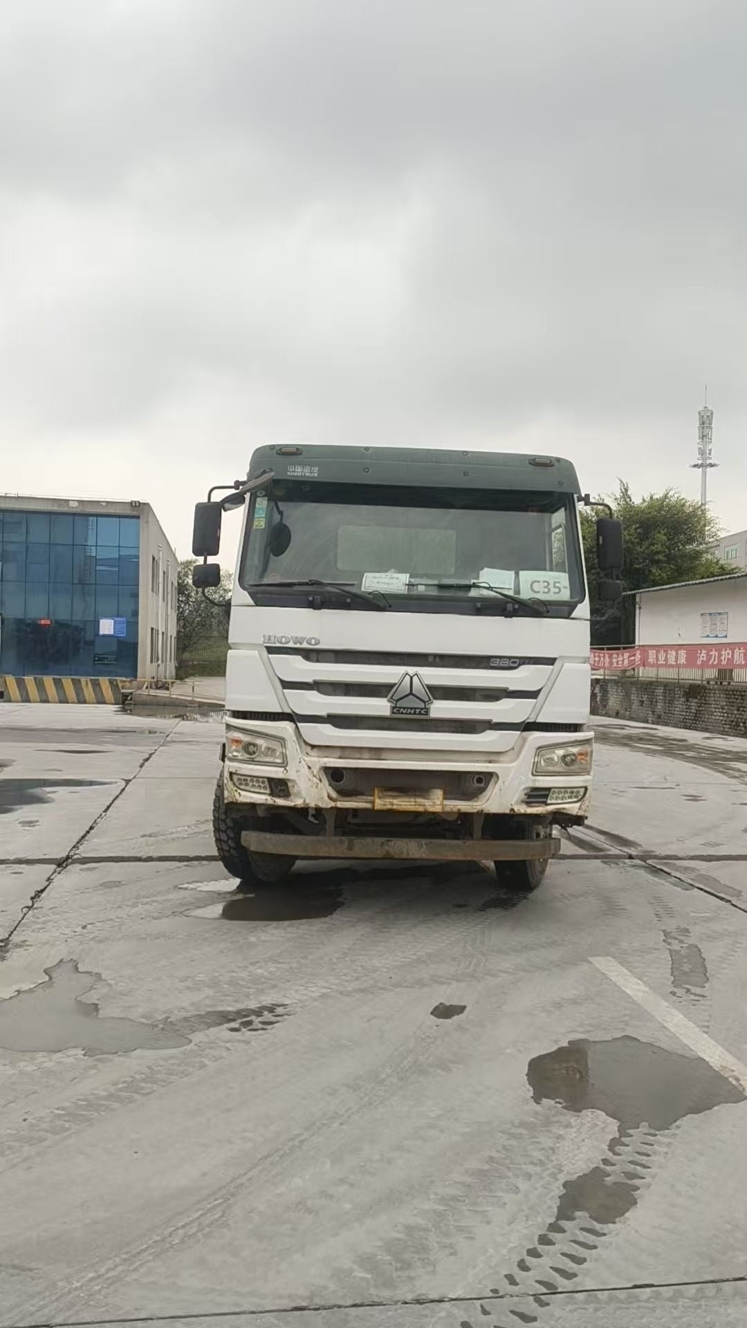 Used Howo 20M³ Concrete Mixer Truck for Sale