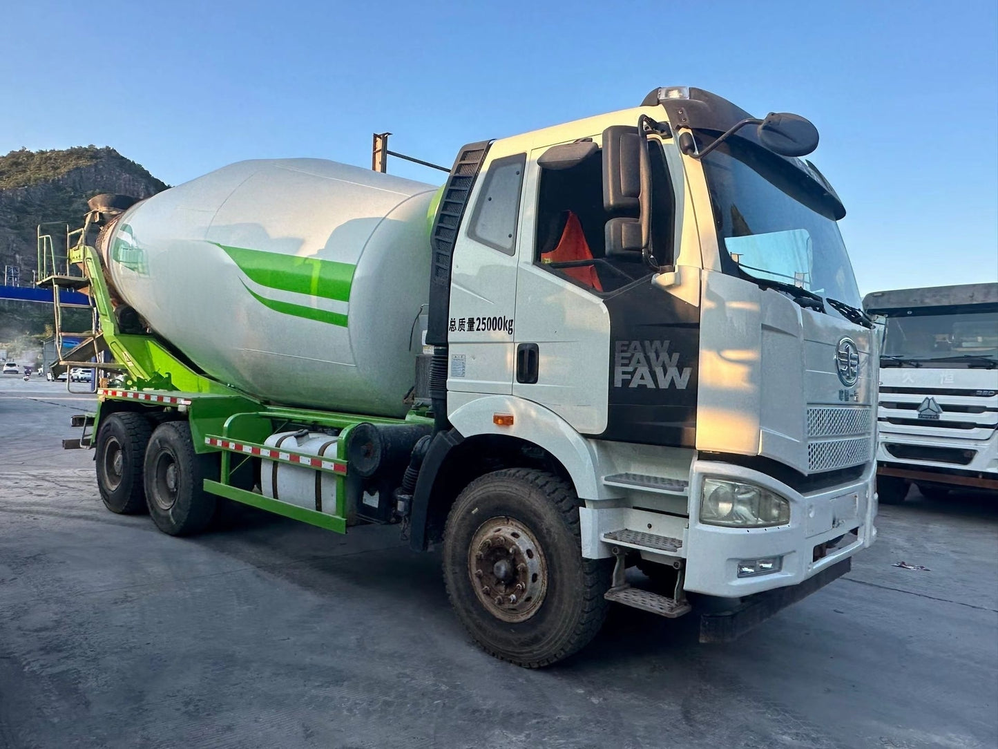 Used FAW 15M³ Concrete Mixer Truck for Sale