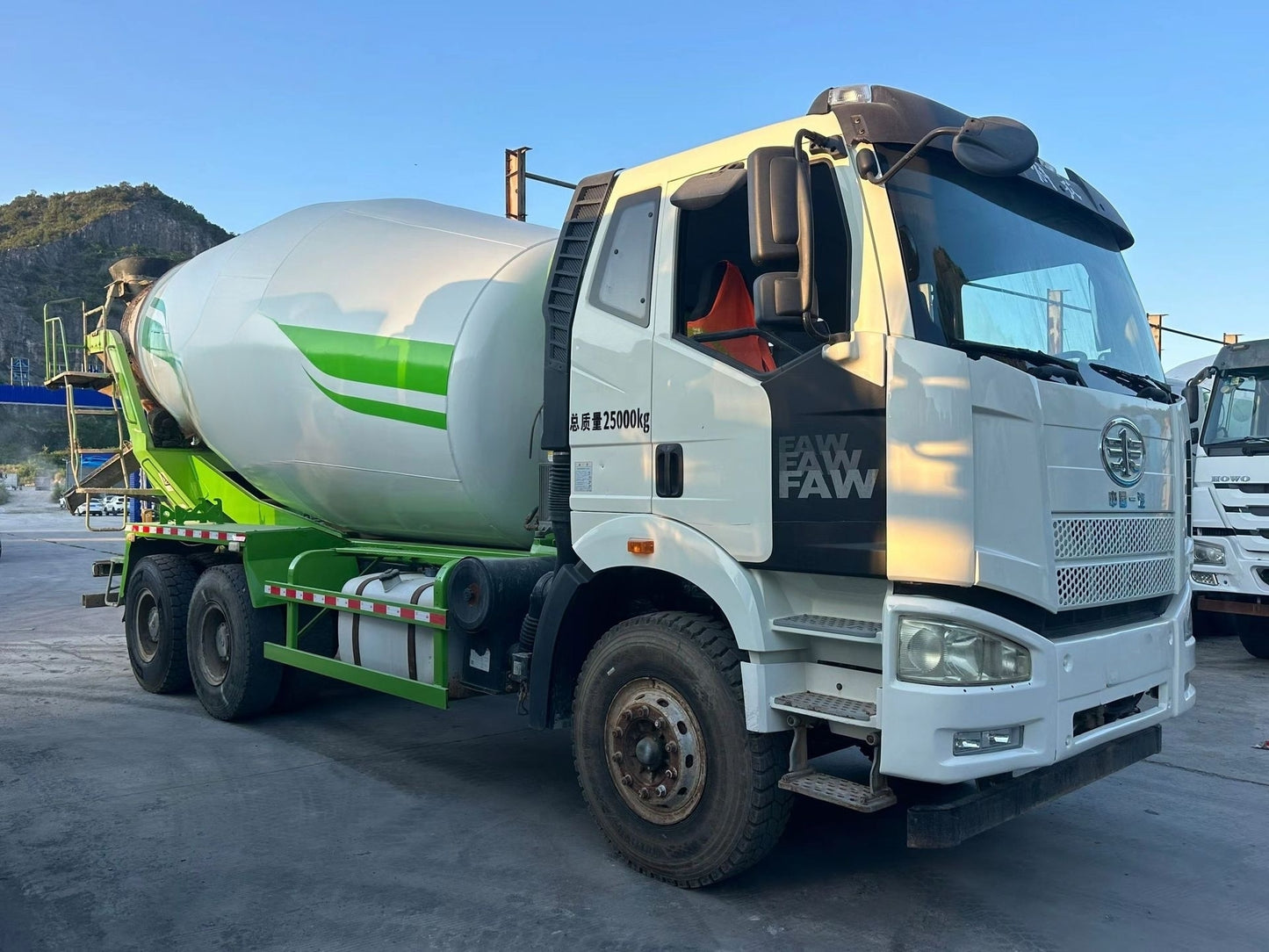 Used FAW 15M³ Concrete Mixer Truck for Sale
