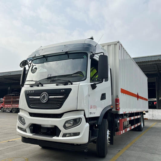 Used Dongfeng TIANJIN KR 6.8M Hazardous Goods Box Truck for Sale side view