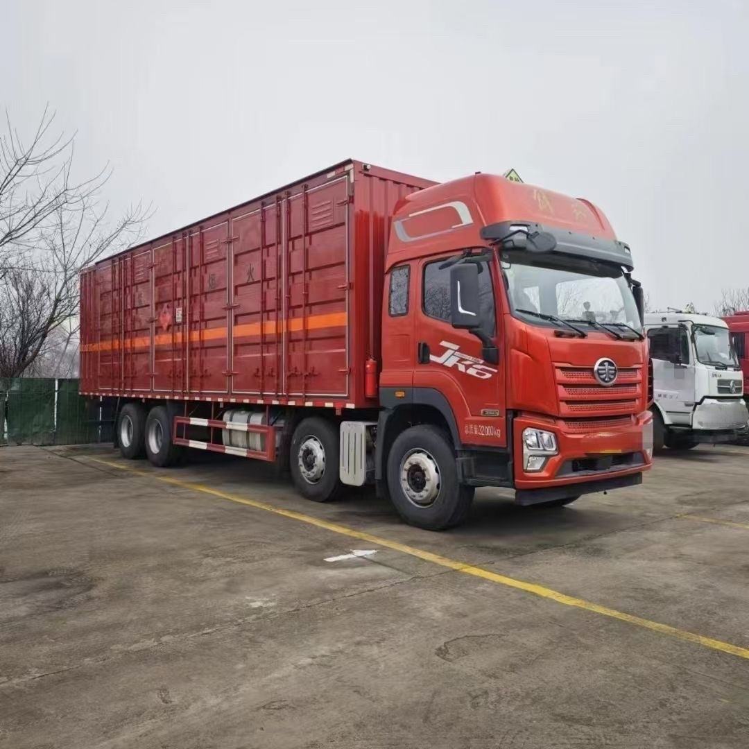 Used FAW JK6 9.6m 8×4 Class3 Flammable Liquid Hazardous Goods Box Truck