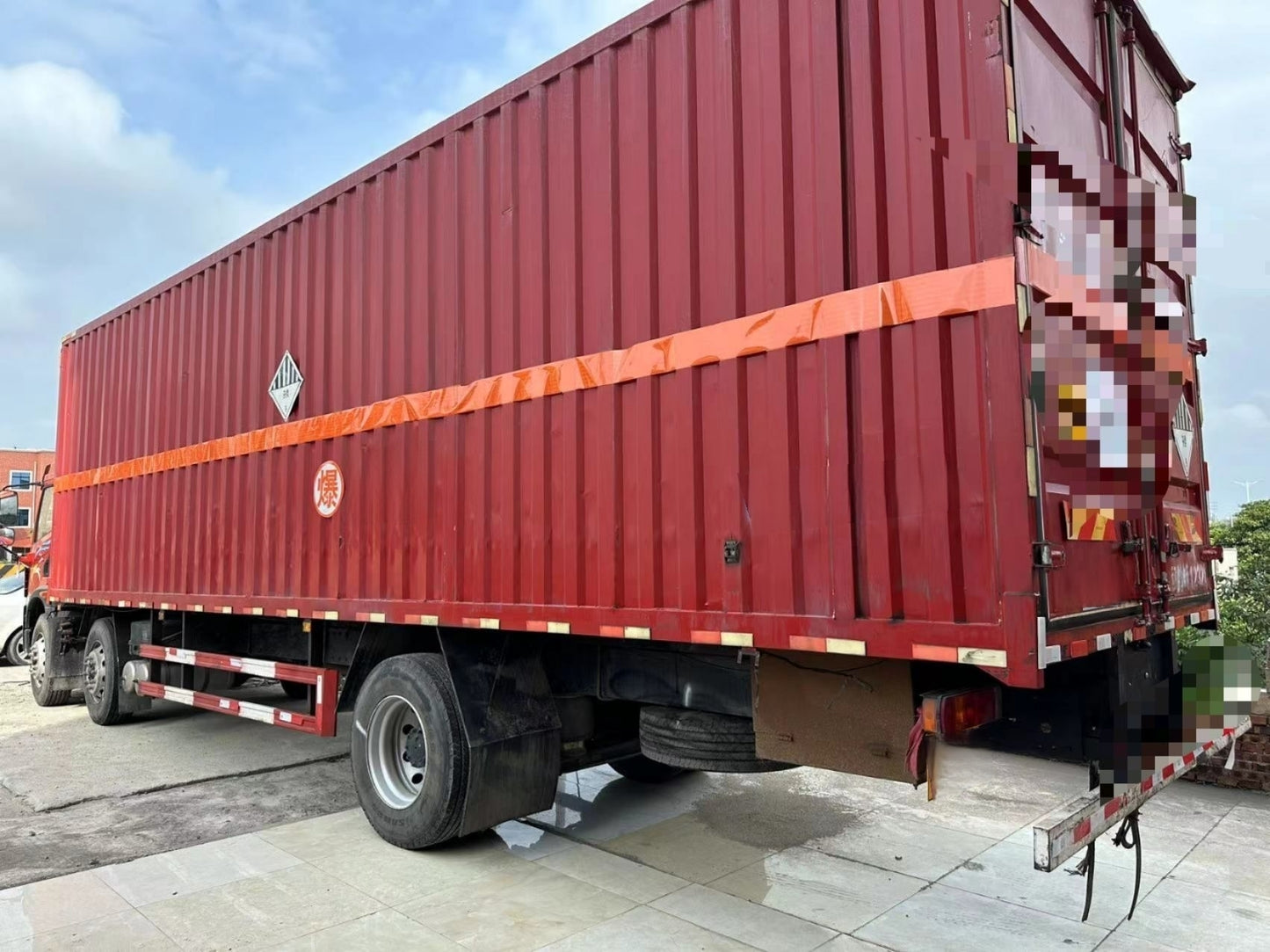Used FAW LONG V 2.0 260HP 6.8m Explosive Materials Hazardous Cargo Truck