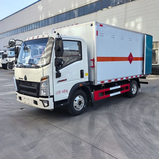 Used Howo 130HP Hazardous Delivery Truck for Sale side view