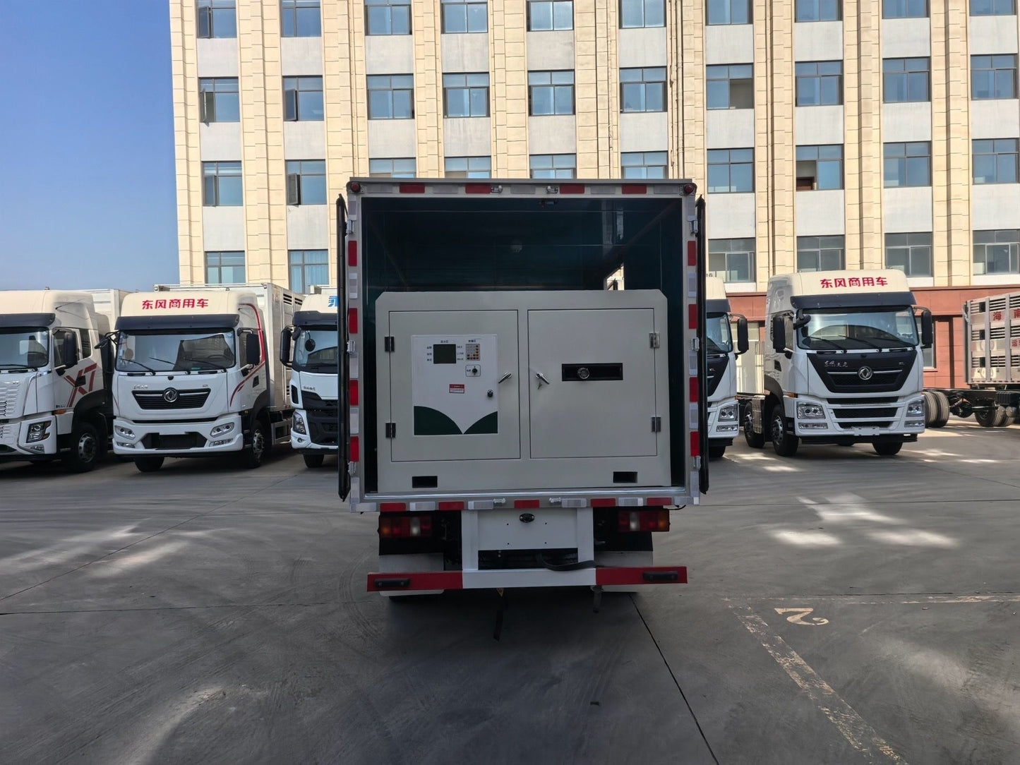 Used HOWO 130HP 4.2m Explosive Materials Hazardous Delivery Truck