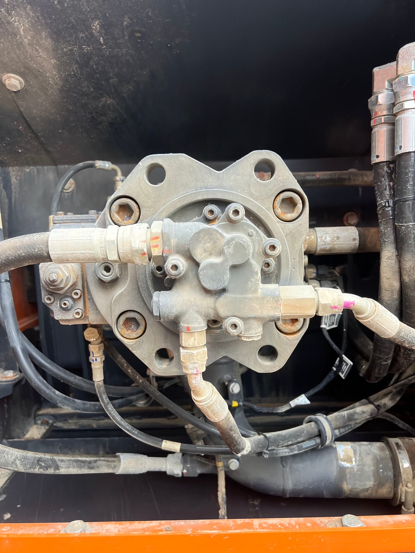 USED DOOSAN DX260LC-9C