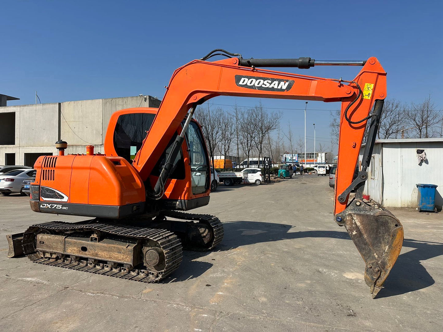USED DOOSAN DX75-9C