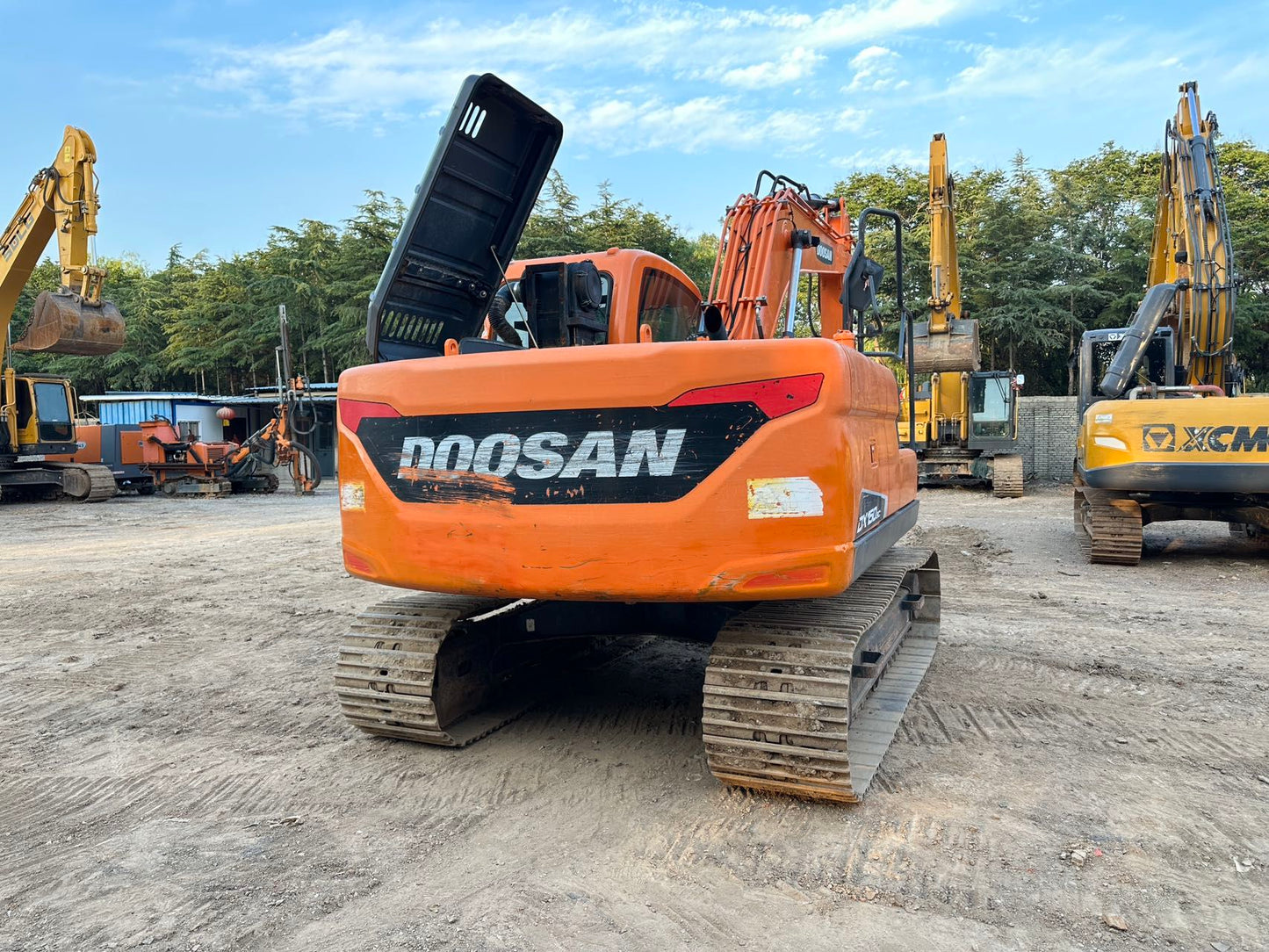 USED DOOSAN DX150-9C