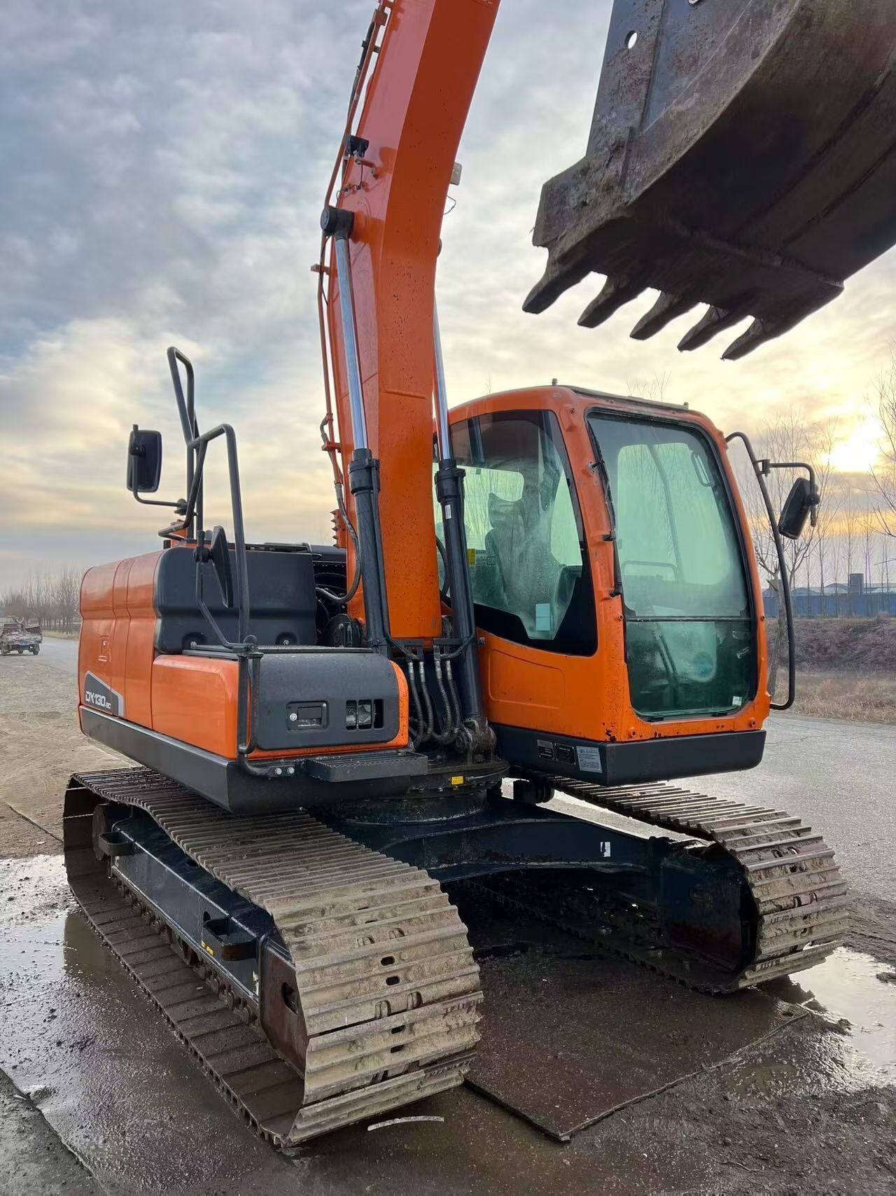 USED DOOSAN DX130-9C