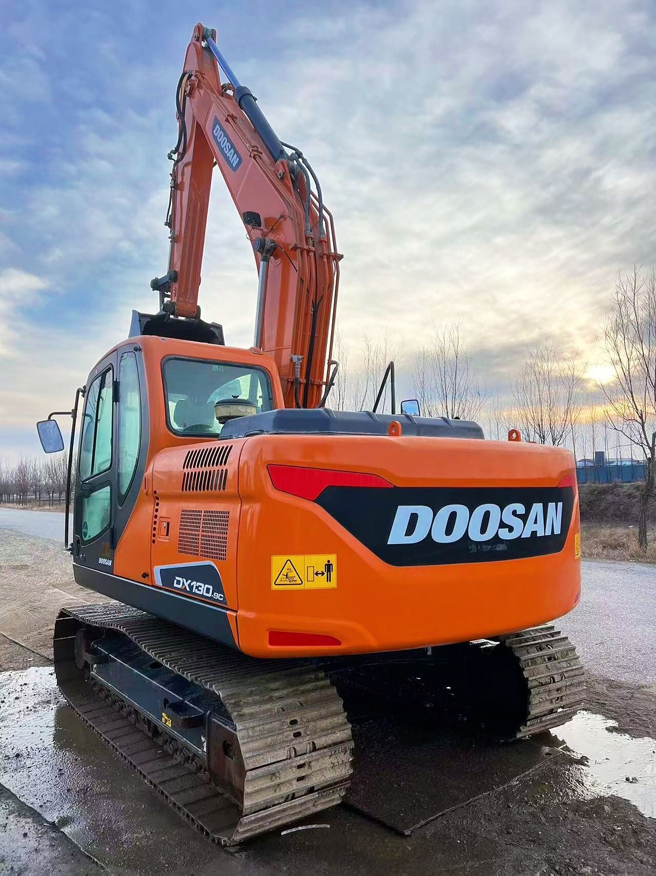 USED DOOSAN DX130-9C