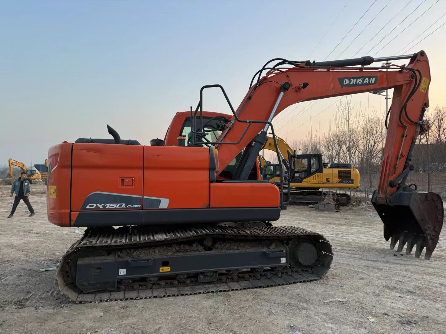 USED DOOSAN DX150LC-9C
