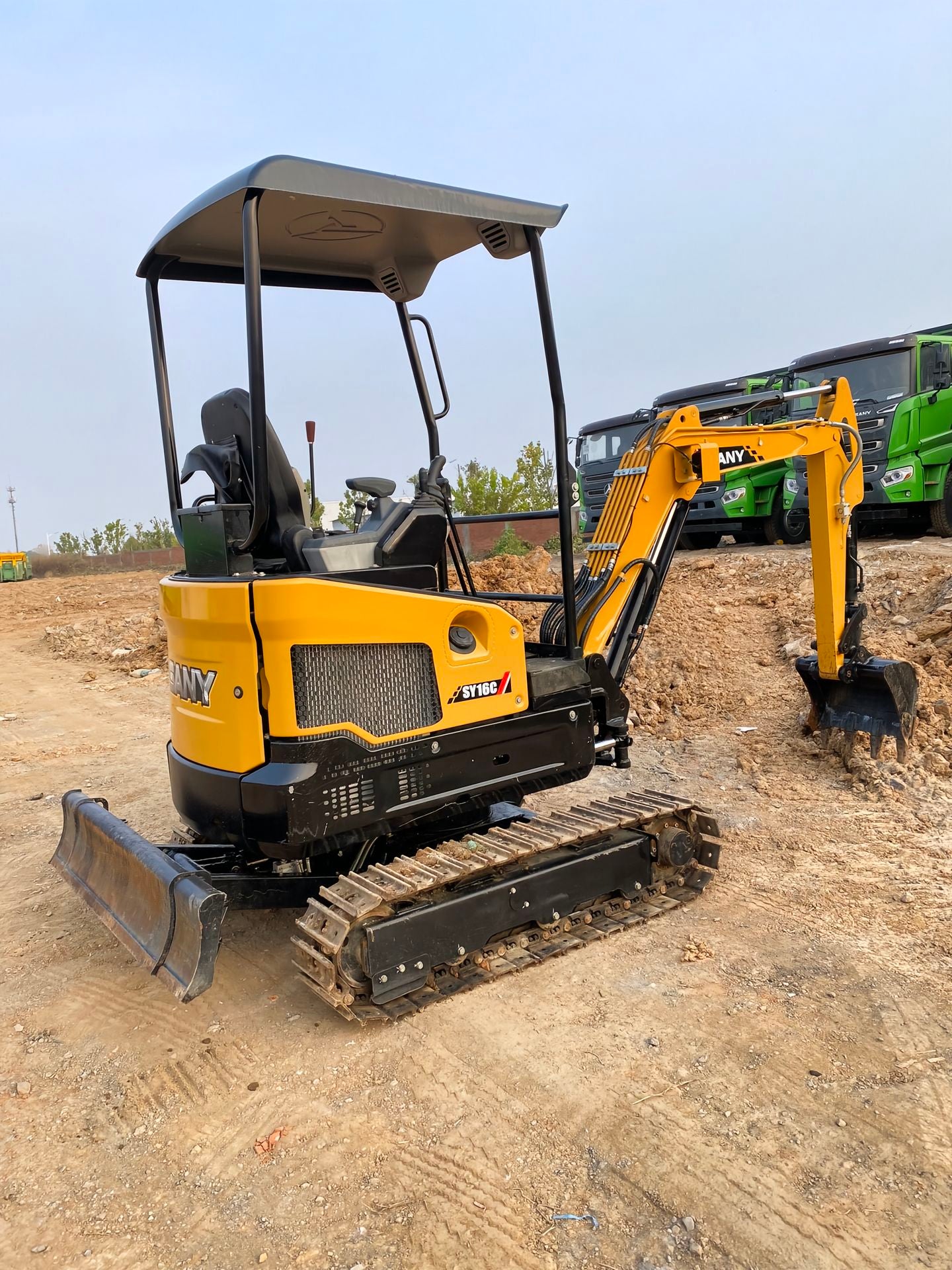 USED SANY SY16C