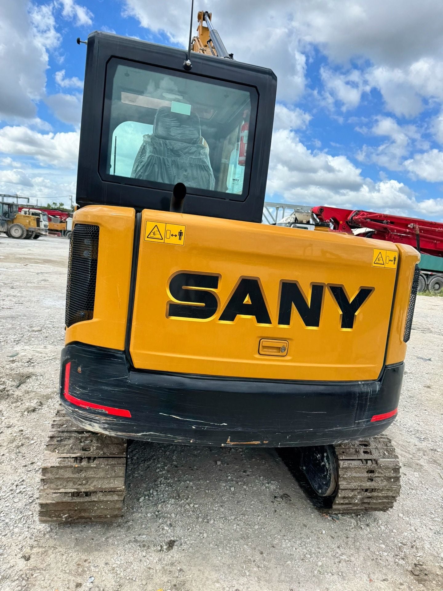 USED SANY 55U