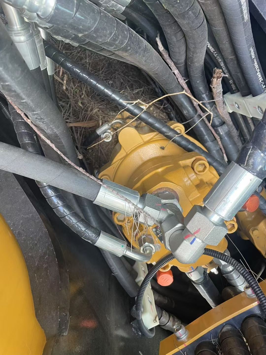 USED SANY SY85C