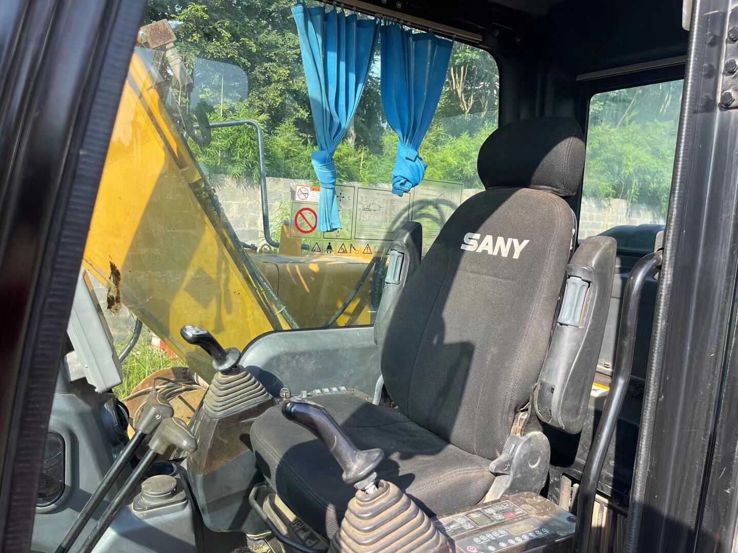 USED SANY SY135C