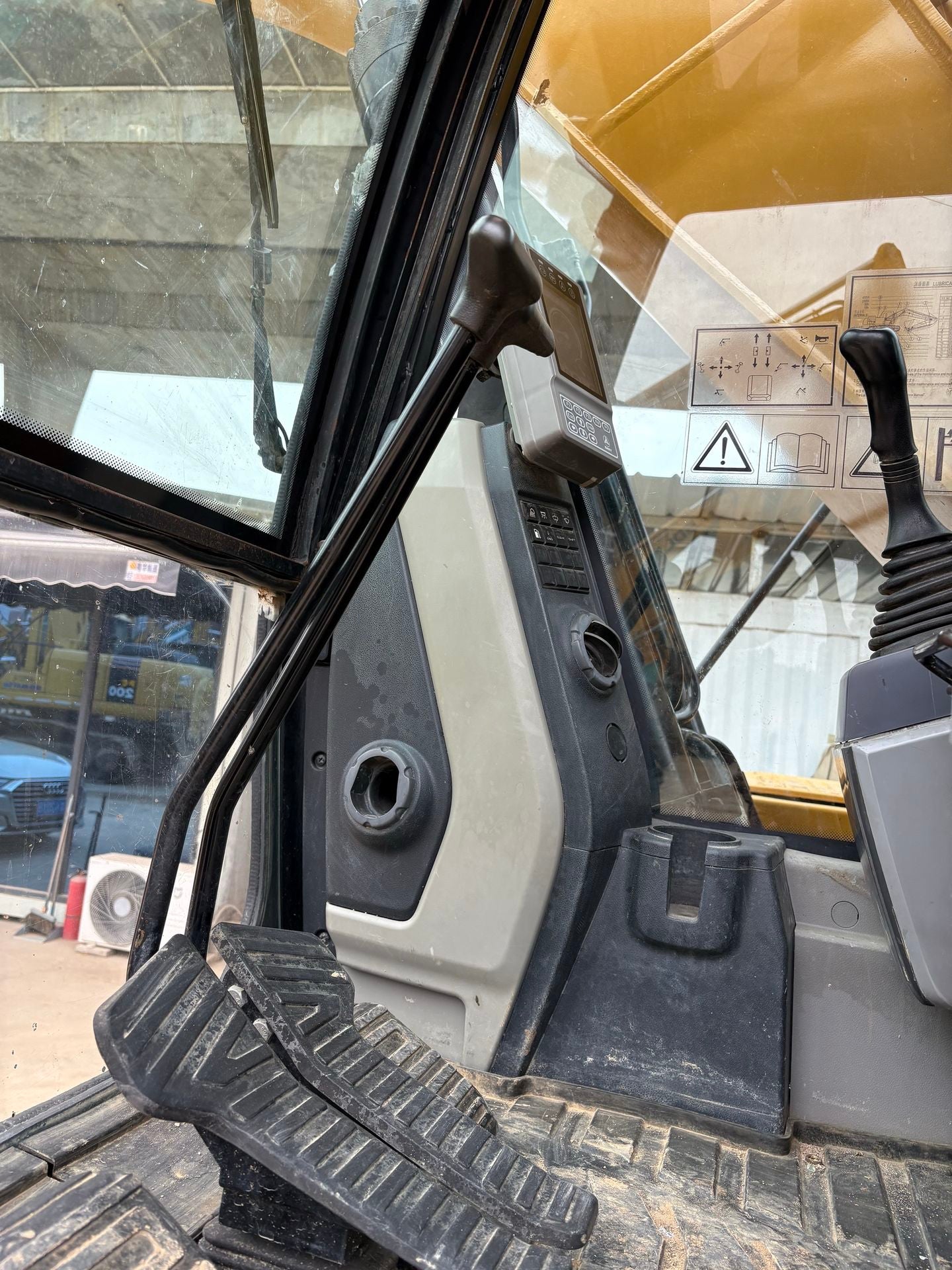 USED SANY SY225H