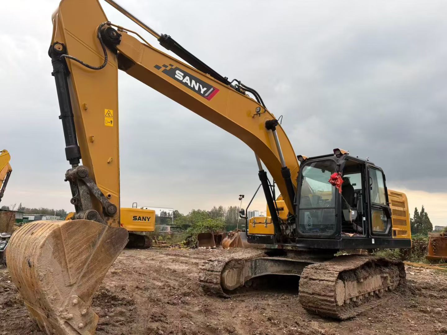 USED SANY SY235H