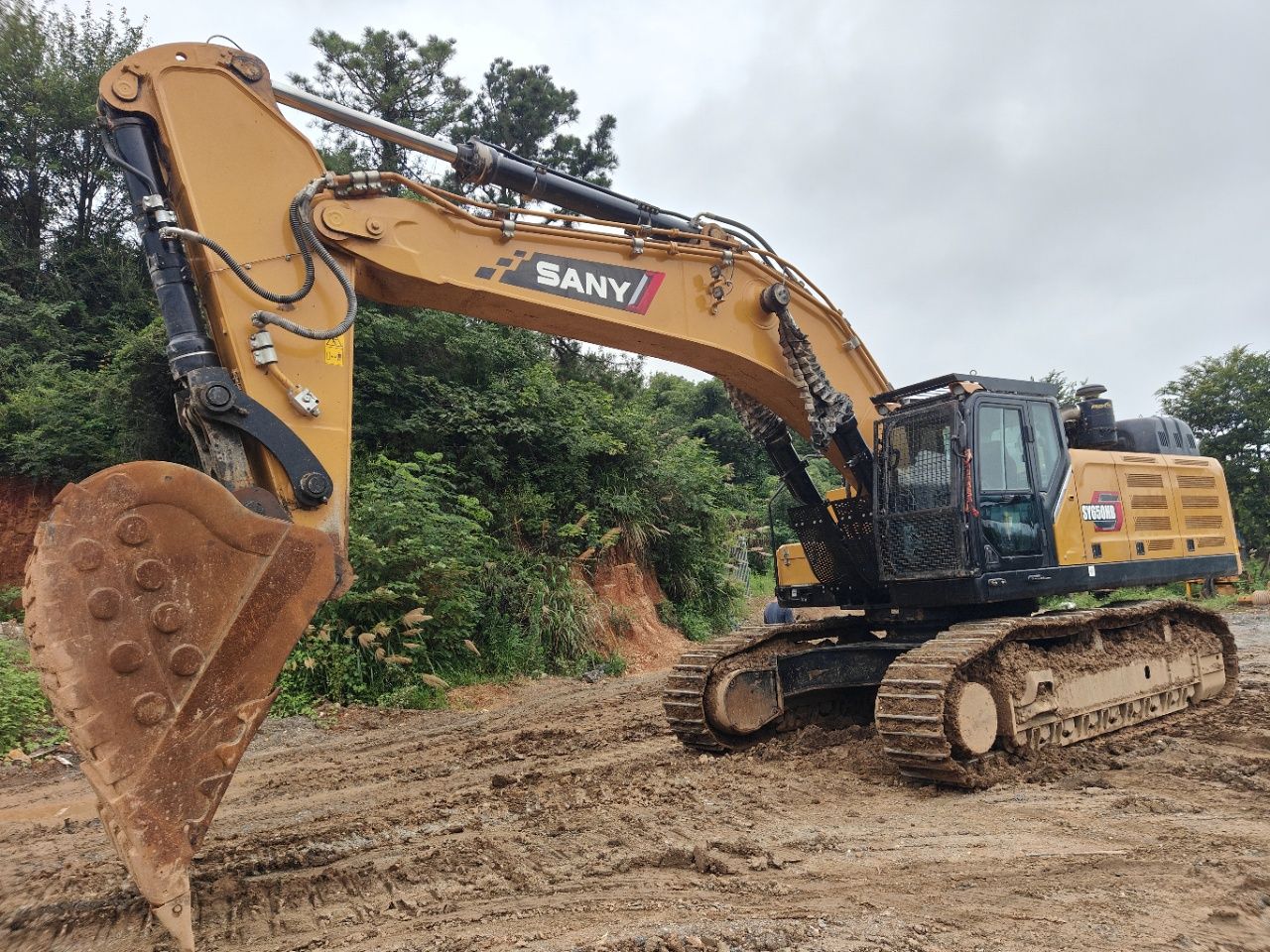 USED SANY SY650H