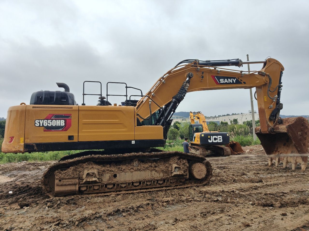 USED SANY SY650H