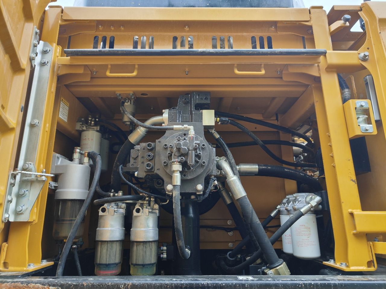 USED SANY SY650H
