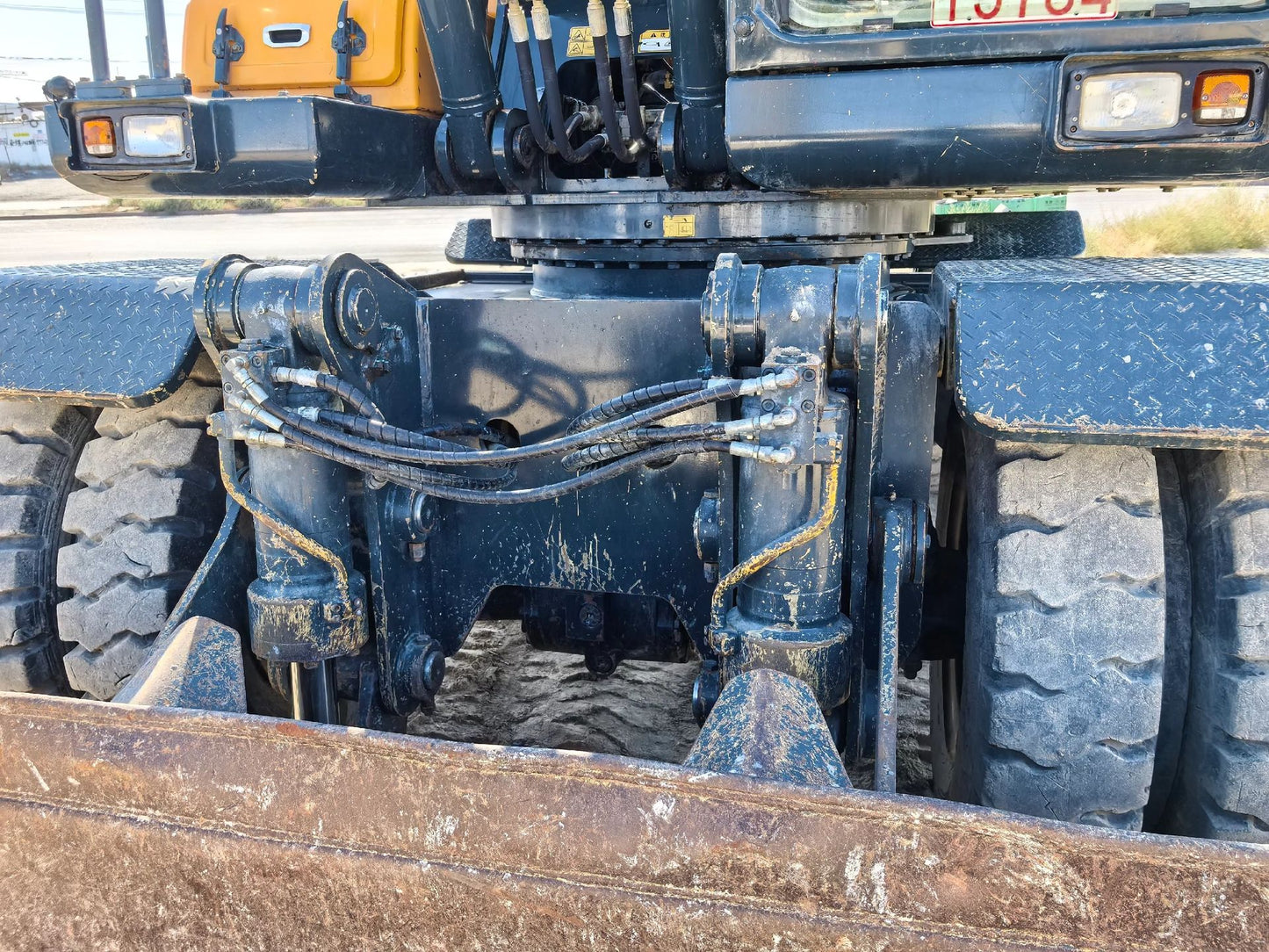 USED HYUNDAI R210WVS