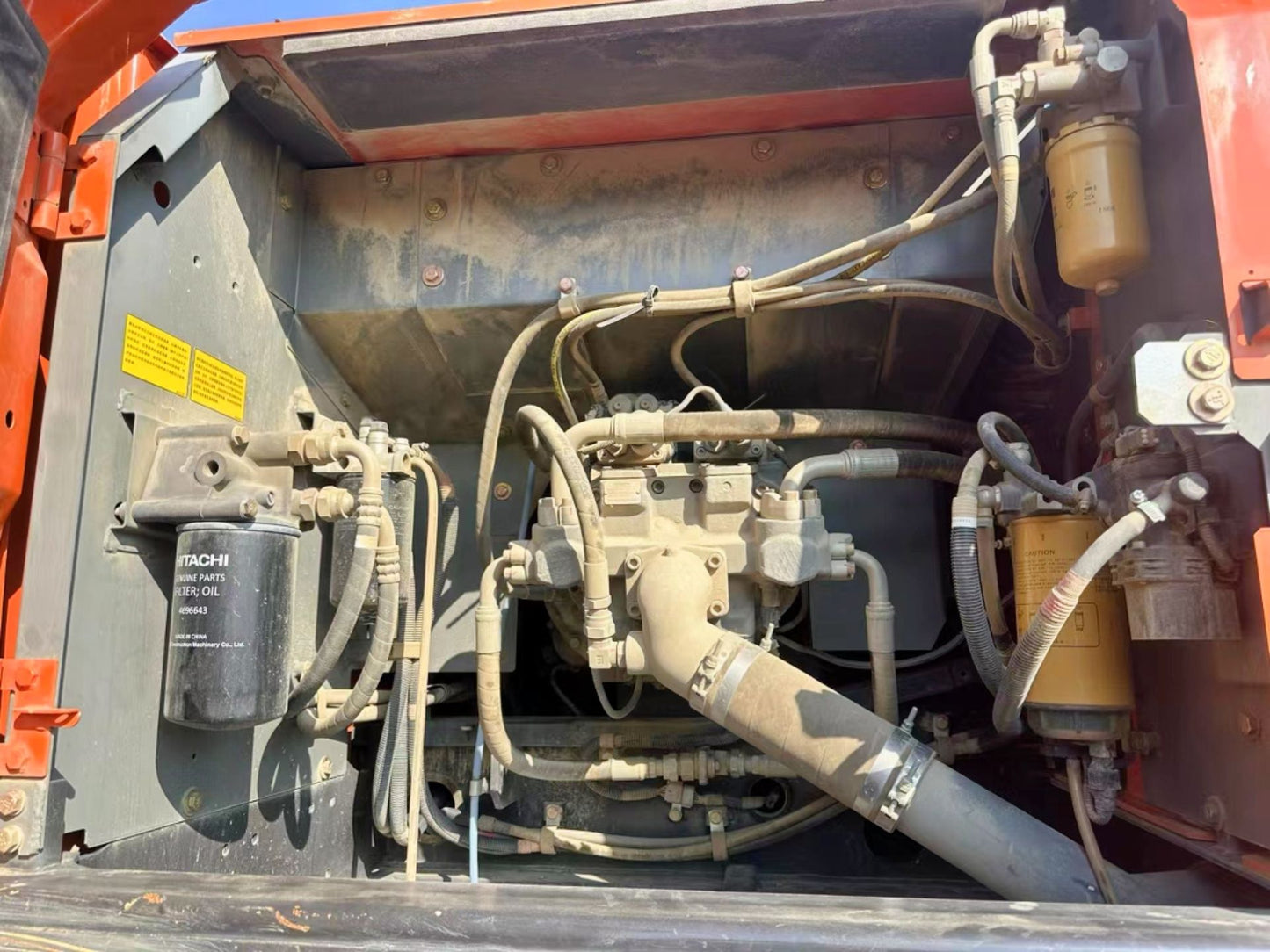 Used Hitachi ZX250 Excavator for Sale engine and hydraulic area for sale