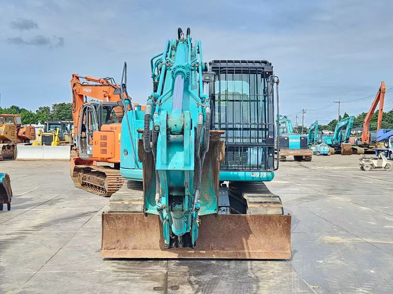 Used Kobelco SK135SR-7 Excavator for Sale operator cabin for sale