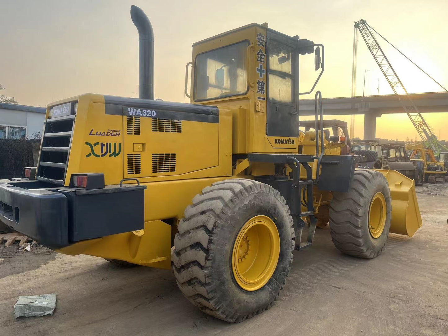 Used Komatsu WA320-3 Wheel Loader for Sale bucket and boom detail for sale