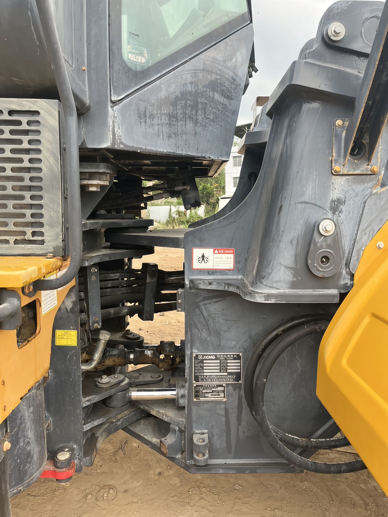 Used XCMG LW550HV Wheel Loader for sale operator cabin for sale